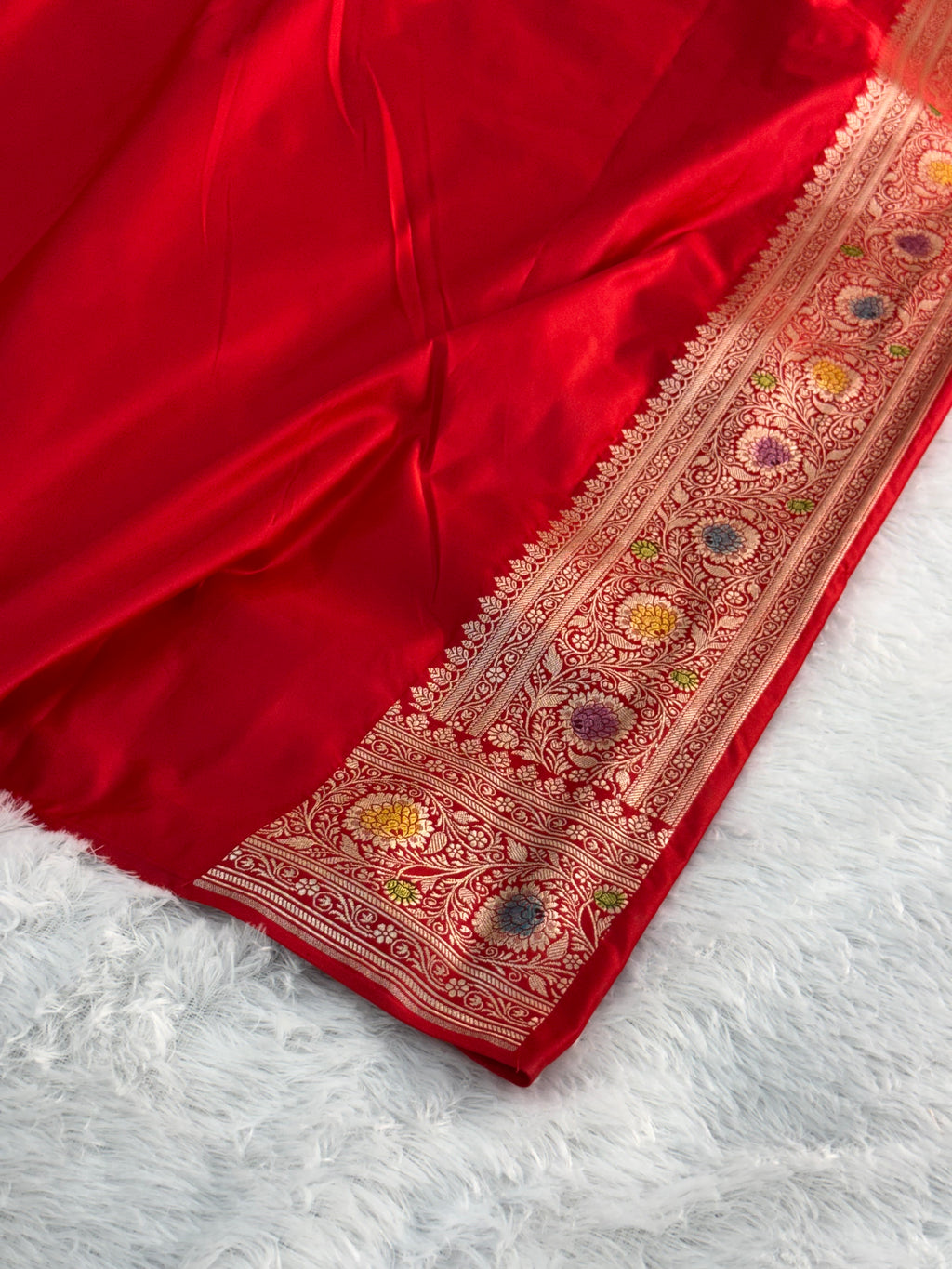 Mashru Silk Saree With Buti Design In Hand Brush contrast Colour