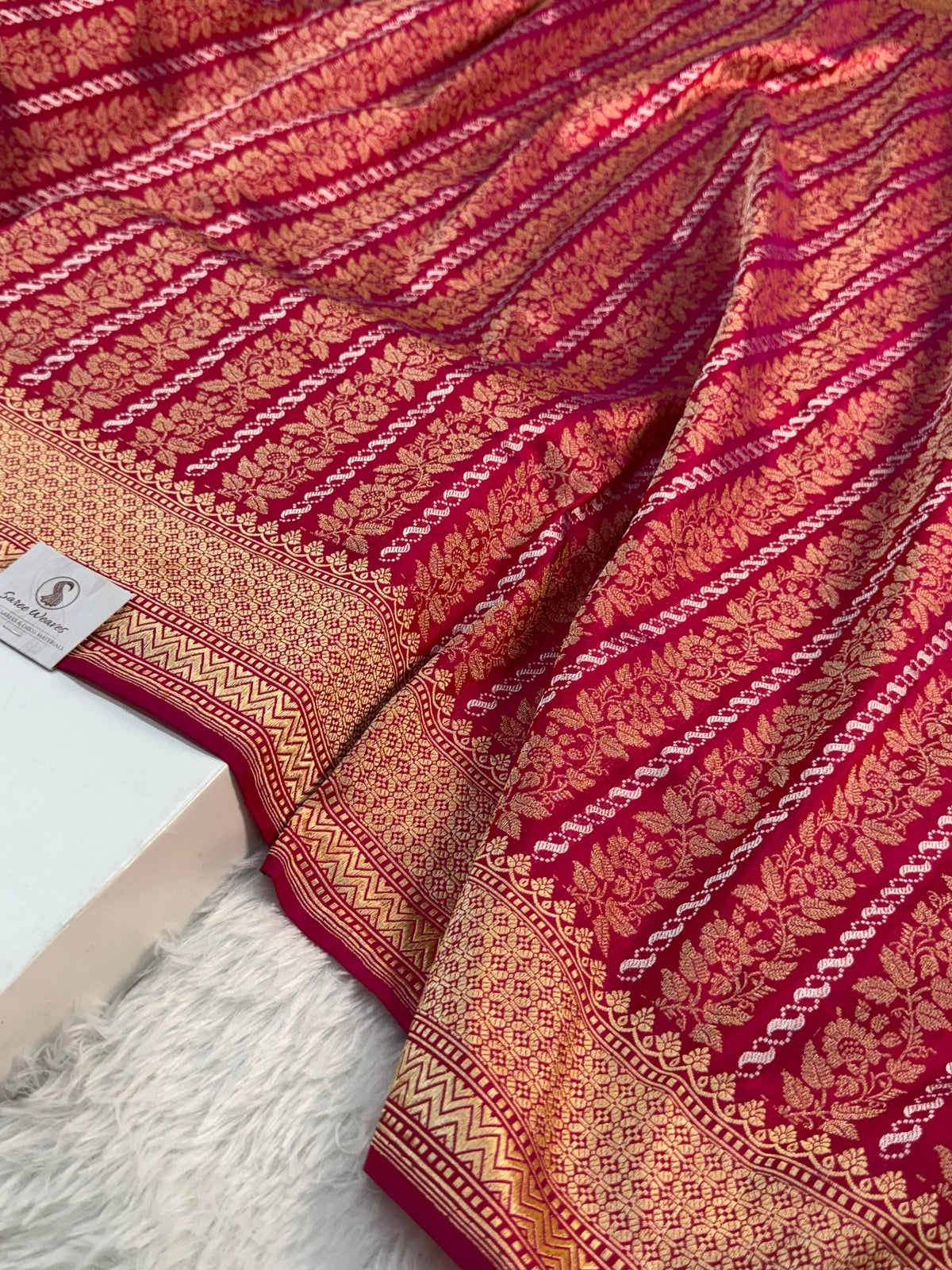 Banarasi Pure Katan Silk Saree Handloom Woven With Silver and Gold Zari Work In Vertical Floral Jaal Design Pattern In Deep Red Color