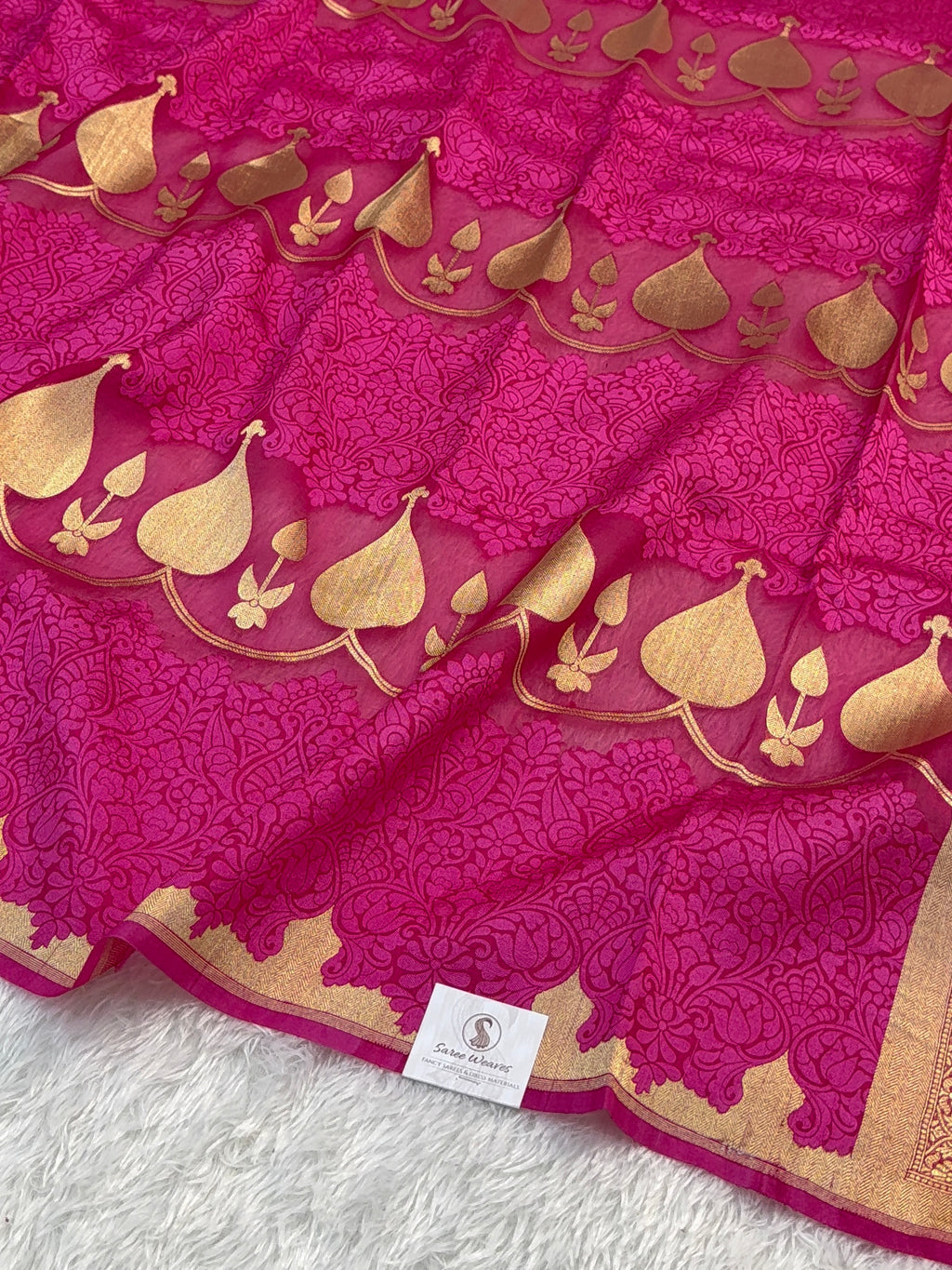 Pure Kora Silk Saree with Gold Zari weaving in Shot Rani Colour