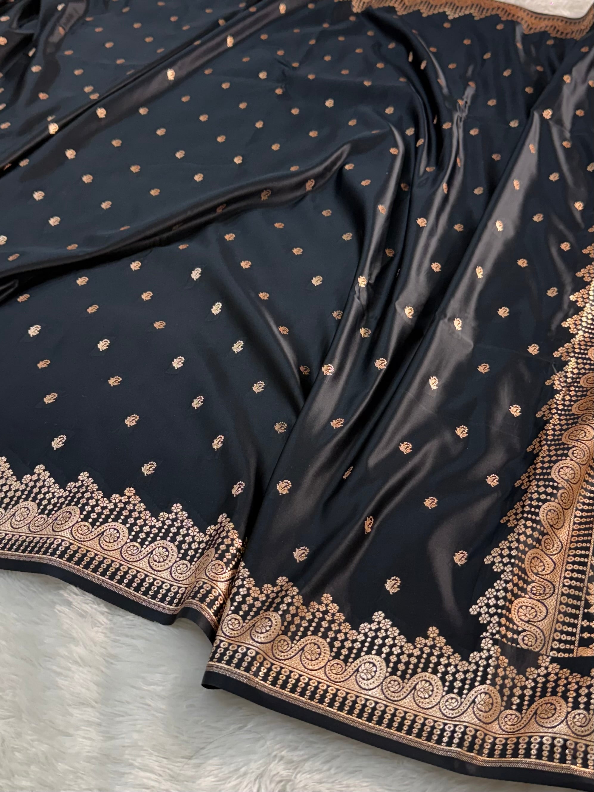 Banarasi Mashru Silk Saree in Border Motifs Design in Black Colour