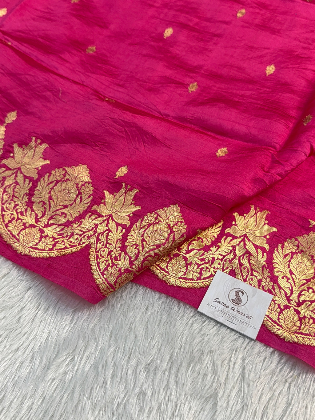 Banarasi Raw Mango Silk Saree in Border and Buti Design in Gold Zari work in Dusty Pink