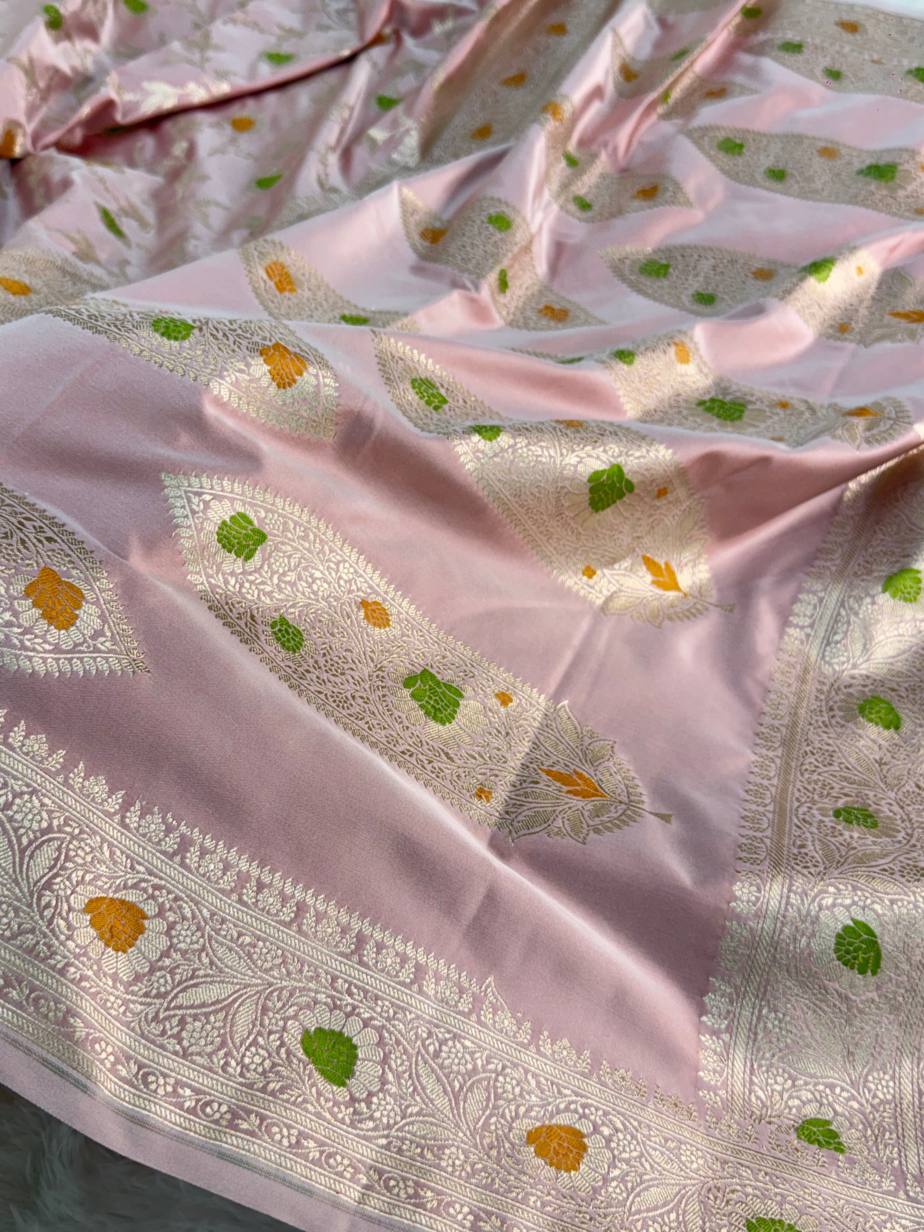 Banarasi Mashru Silk Saree Intricate Meenakari Jaal Design in Light Pink color