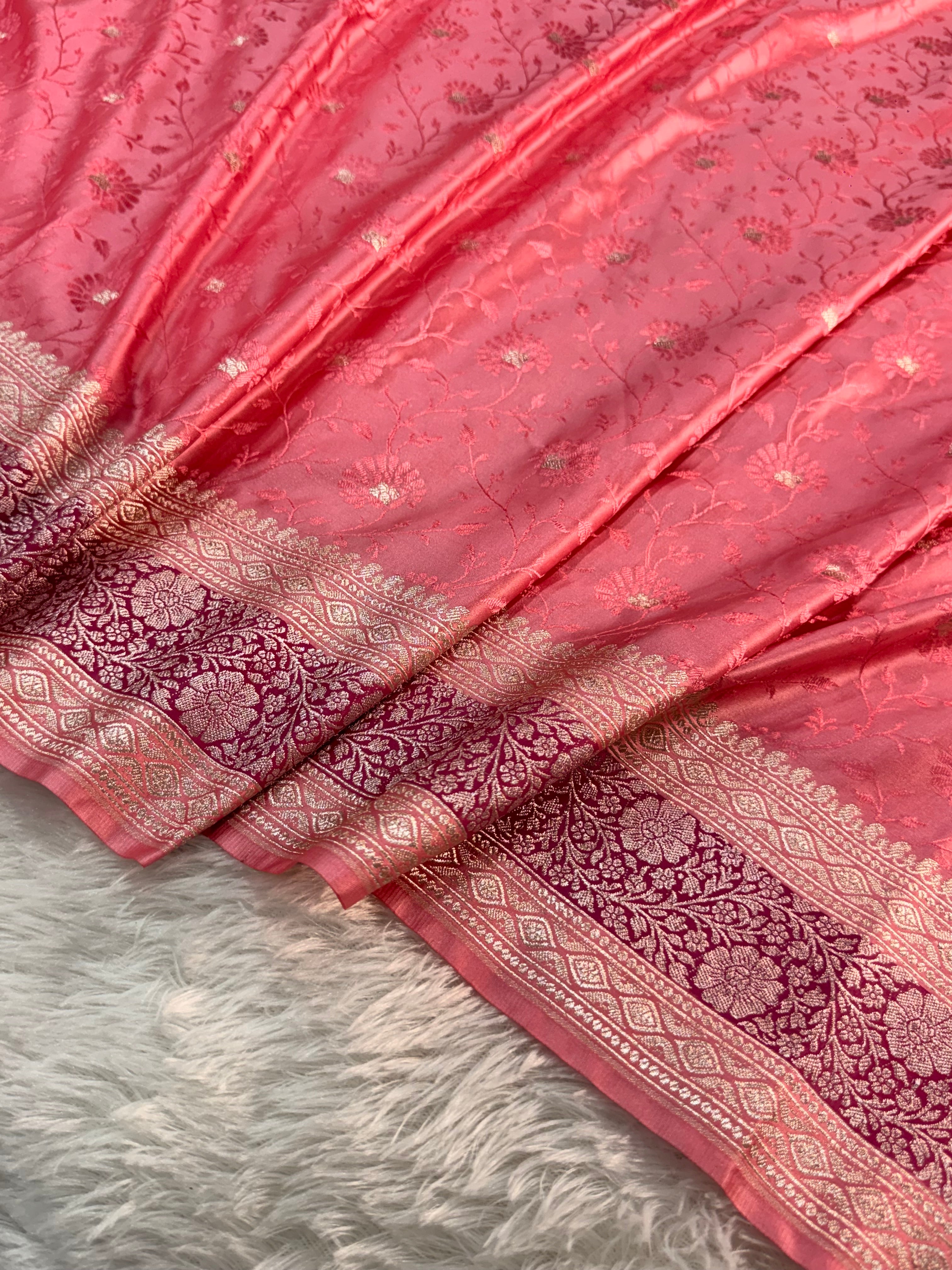 Banarasi Mashru Silk Saree with Tanchoi Weaving in Rusty Rani colour