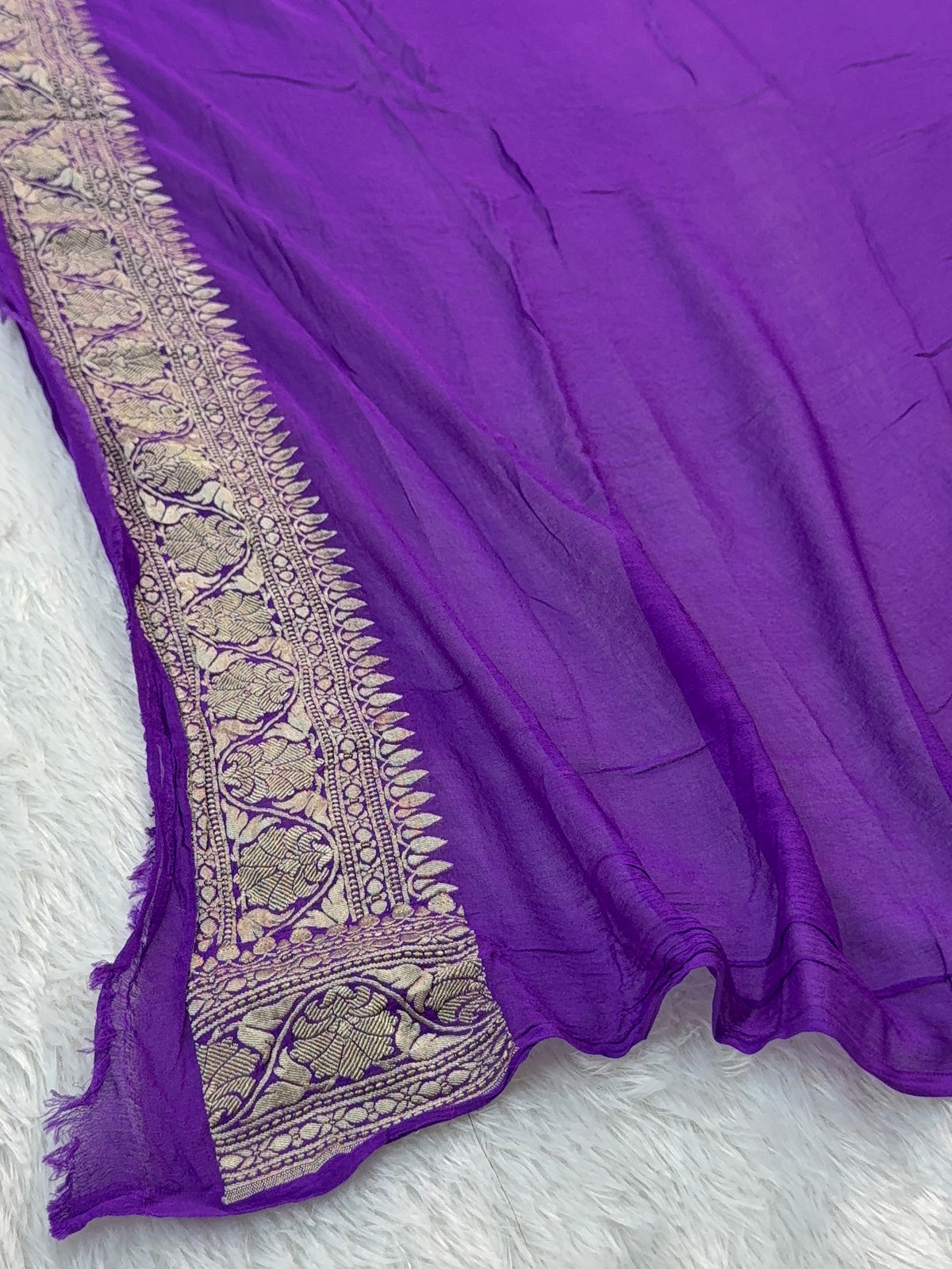 Banarasi Pure Khaddi Chiffon Saree  with Silver Zari Work with Small Motifs Pattern Design in Deep Violet Colour