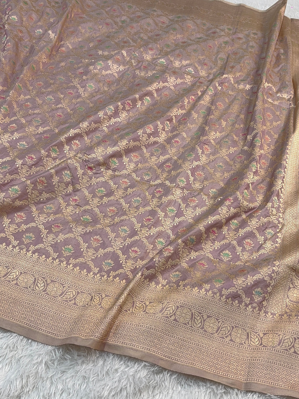 Banarasi Pure Katan Silk Saree with Chokdi Meenakari jaal design in Mauve Colour