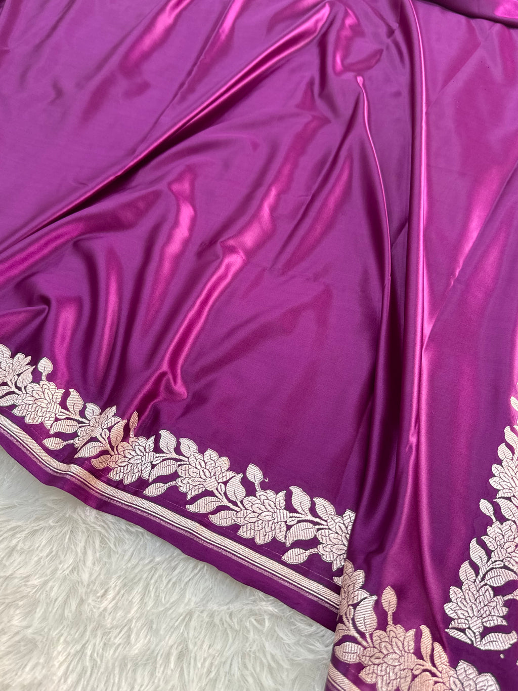 Banarasi Mashru Silk Saree with plain body and floral border Design in Majenta colour
