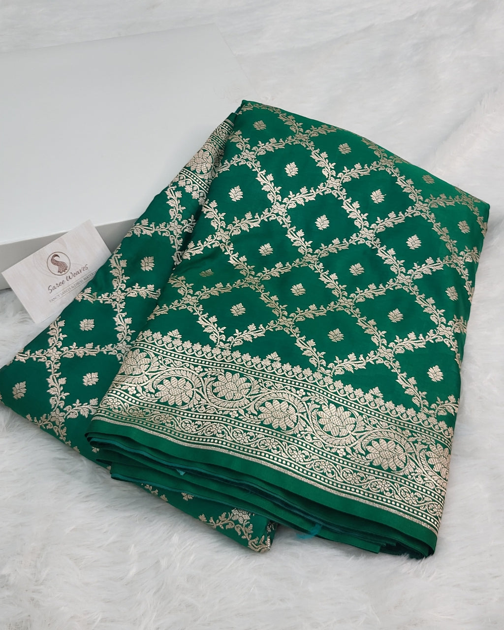 Mashru Silk Banarasi Zari Border Chaukdi Jaal Saree