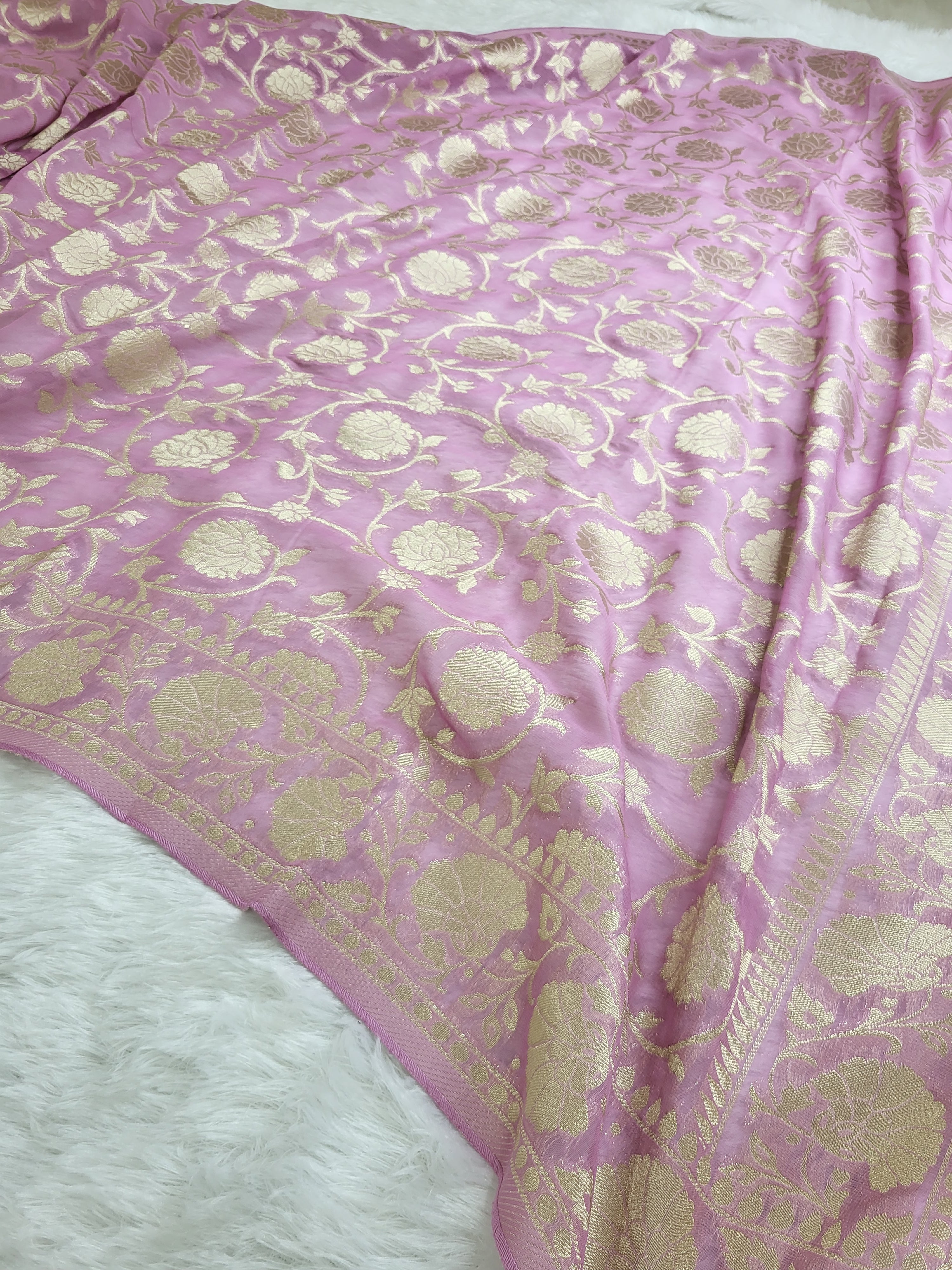 Georgette saree in floral jaal design