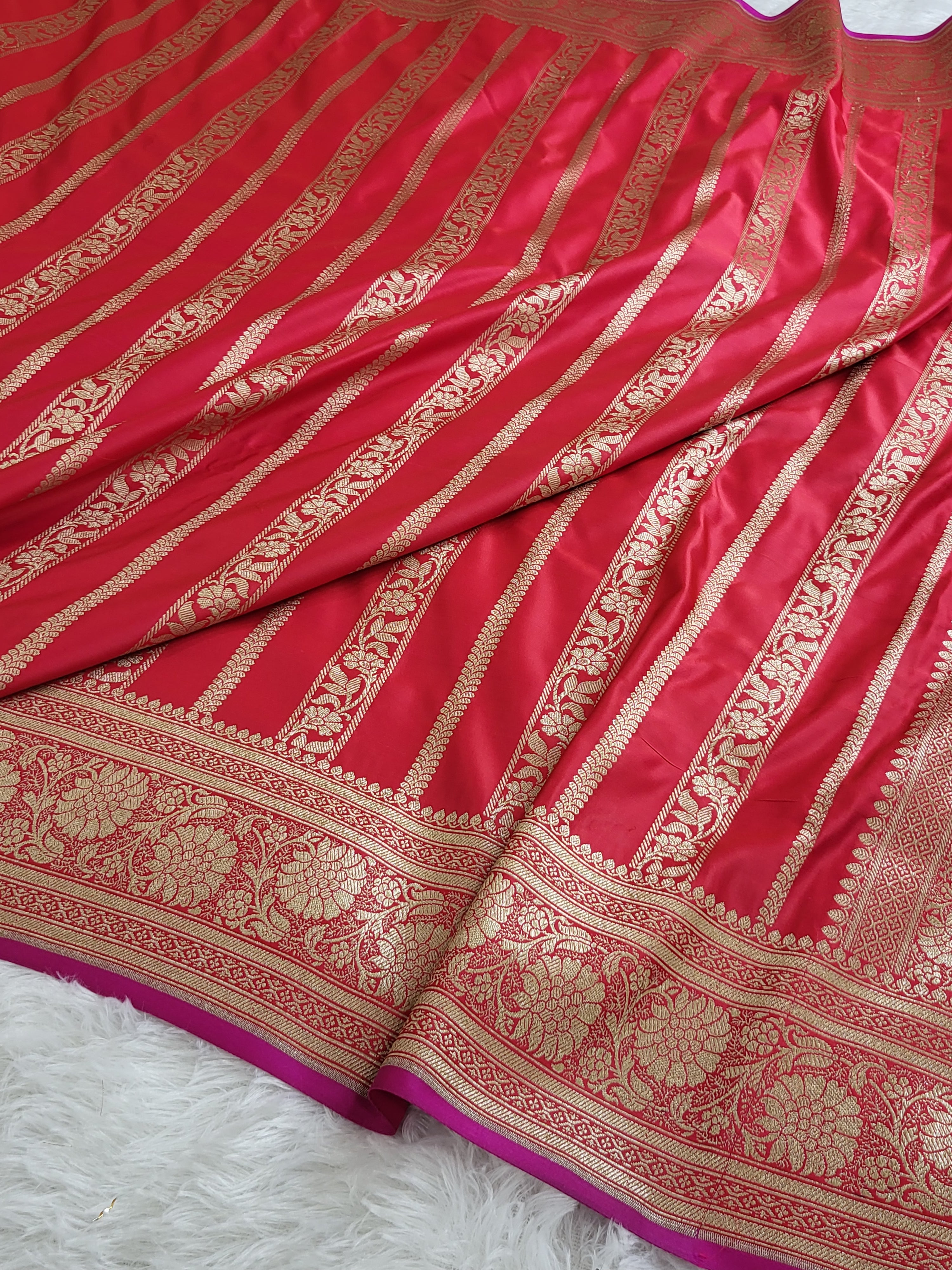 Banarasi mashru silk saree in vertical stripes design