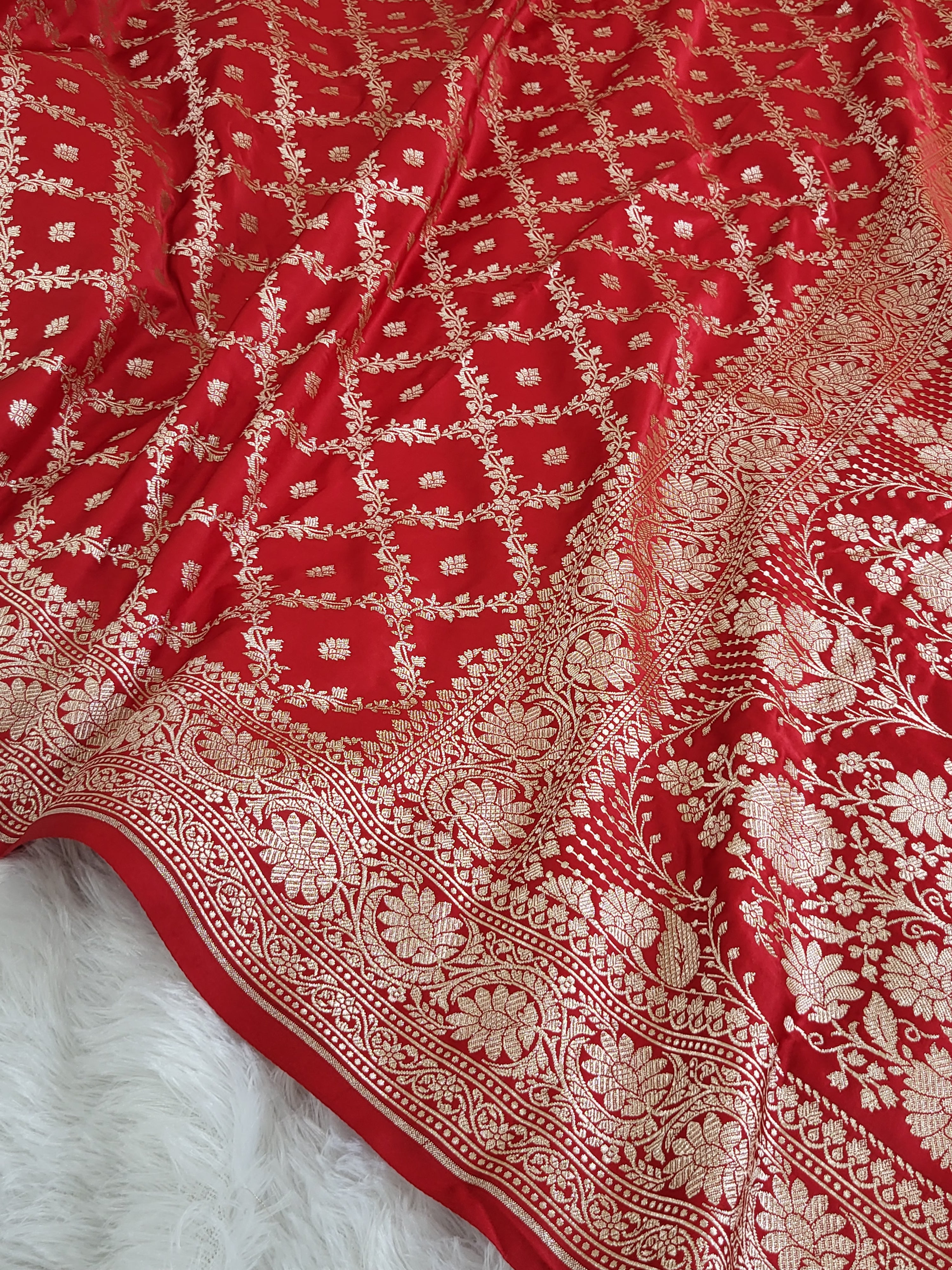 Banarasi mashru silk saree in chokdi design