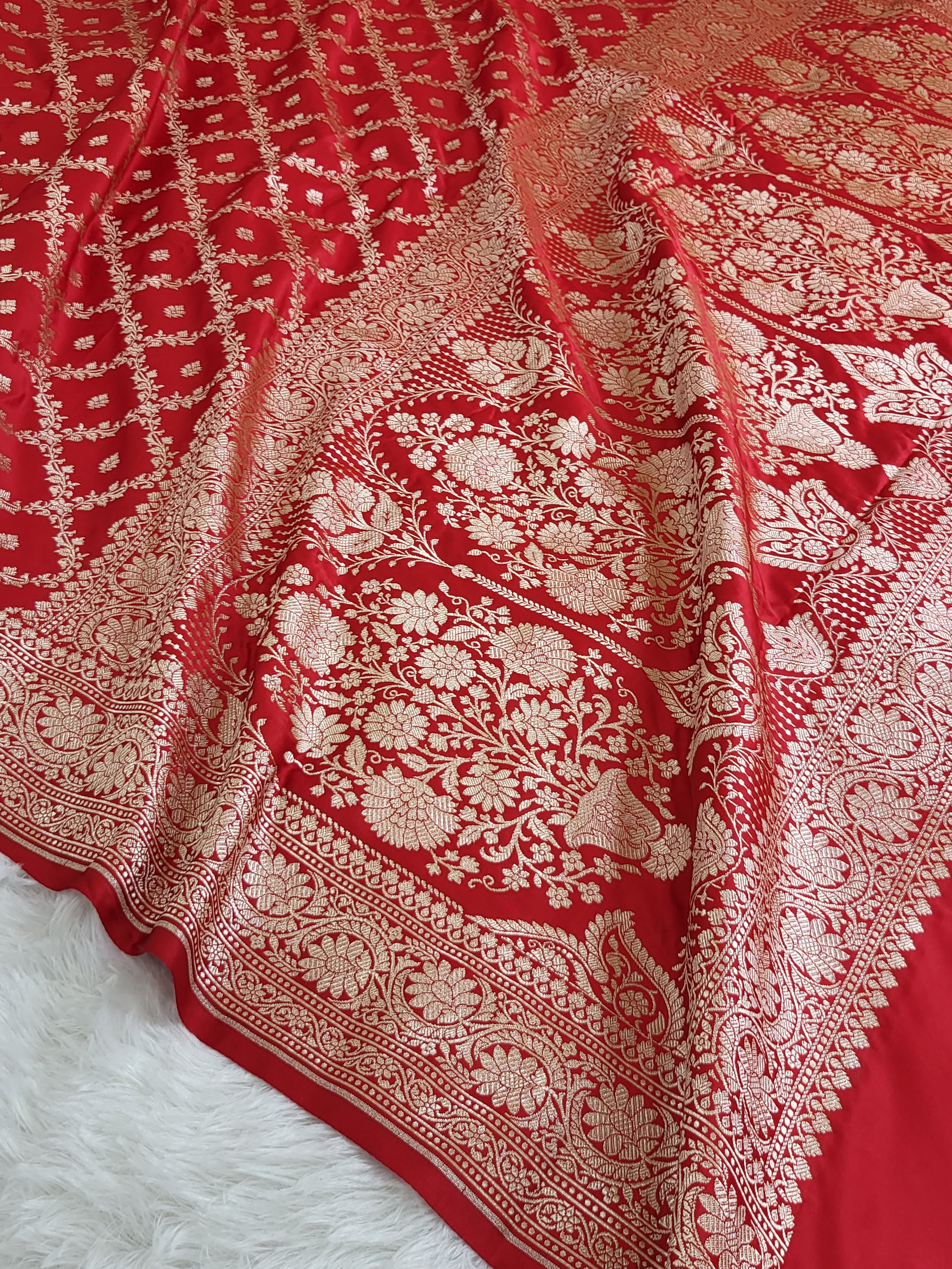 Banarasi mashru silk saree in chokdi design