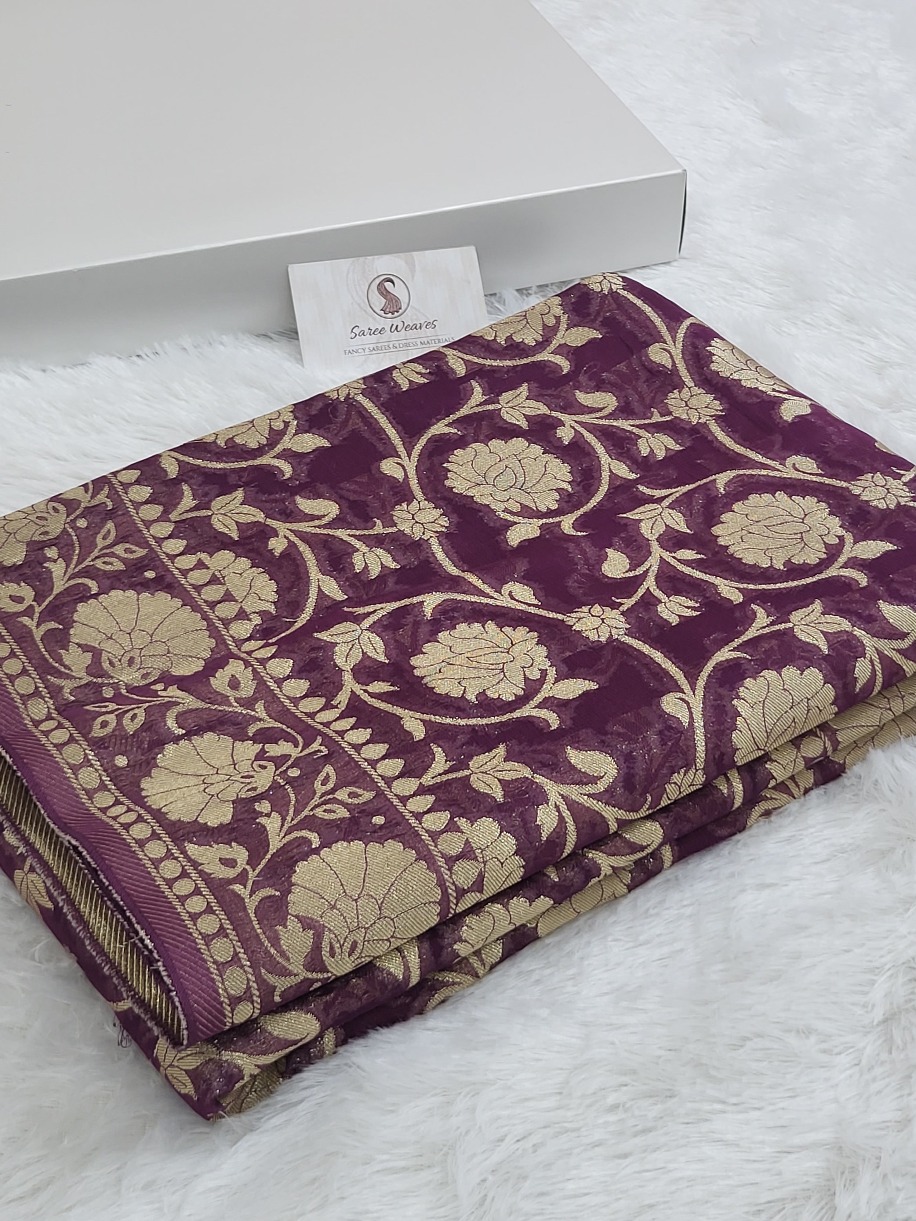 Georgette saree in floral jaal design