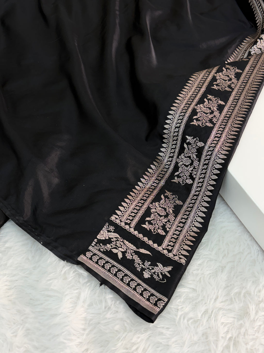 Banarasi Mashru Saree In buti design in black color