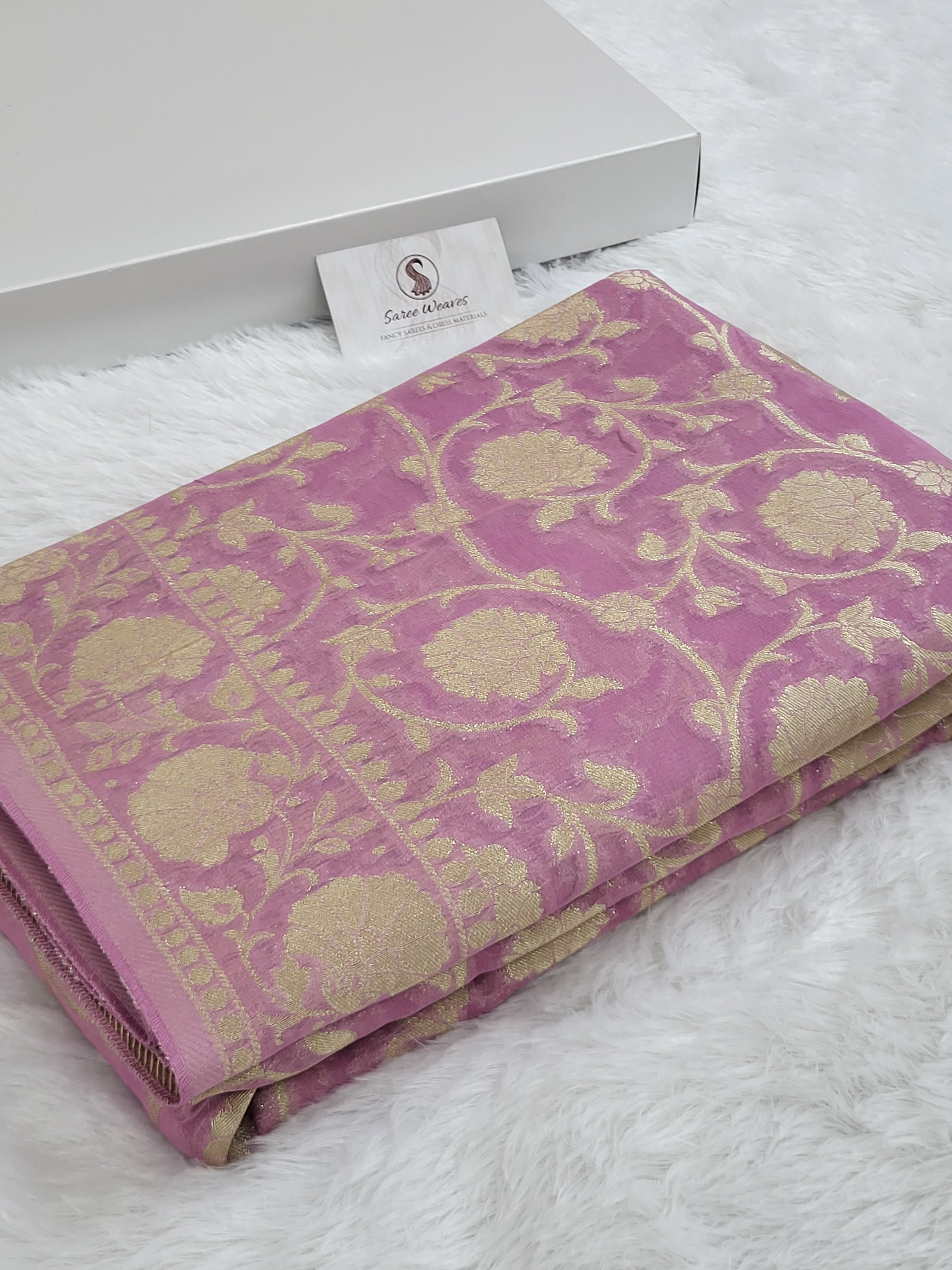 Georgette saree in floral jaal design